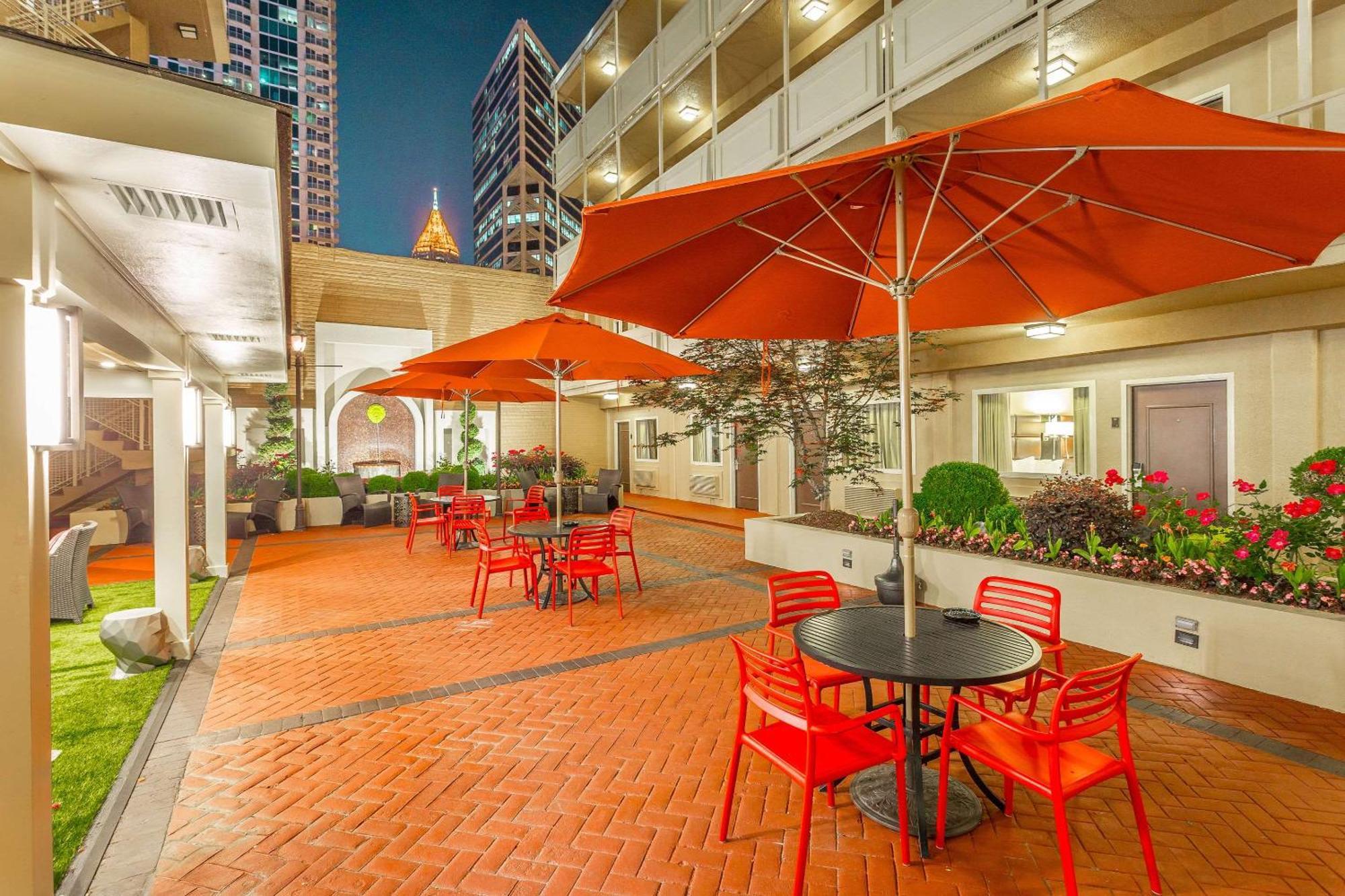 Inn At The Peachtrees, Ascend Hotel Collection Atlanta Bagian luar foto