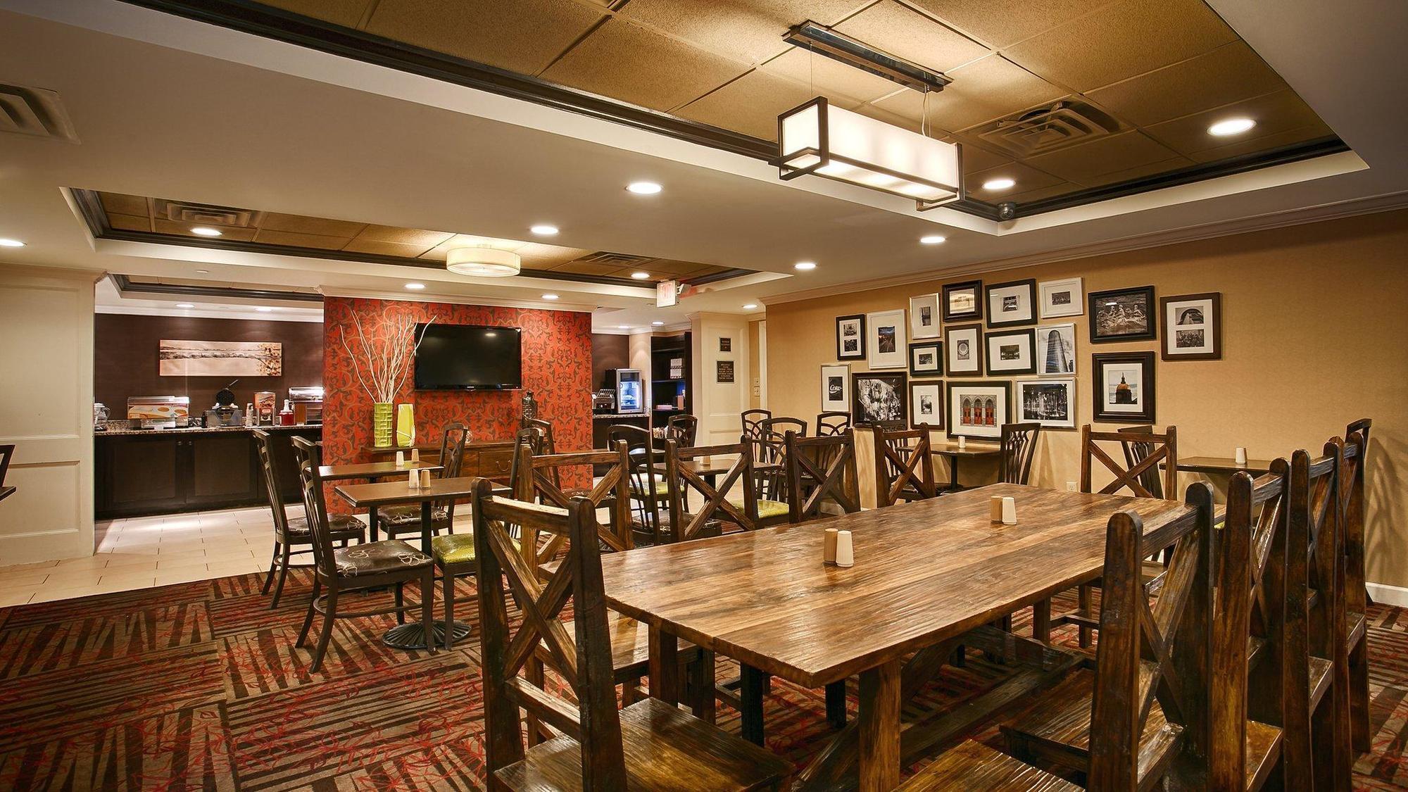 Inn At The Peachtrees, Ascend Hotel Collection Atlanta Bagian luar foto
